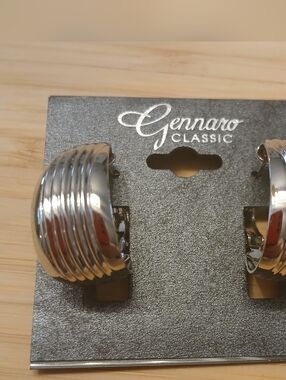 NWT - Gennaro Classic Silver Tone Textured Oval Hoop Earrings Clip On 1"